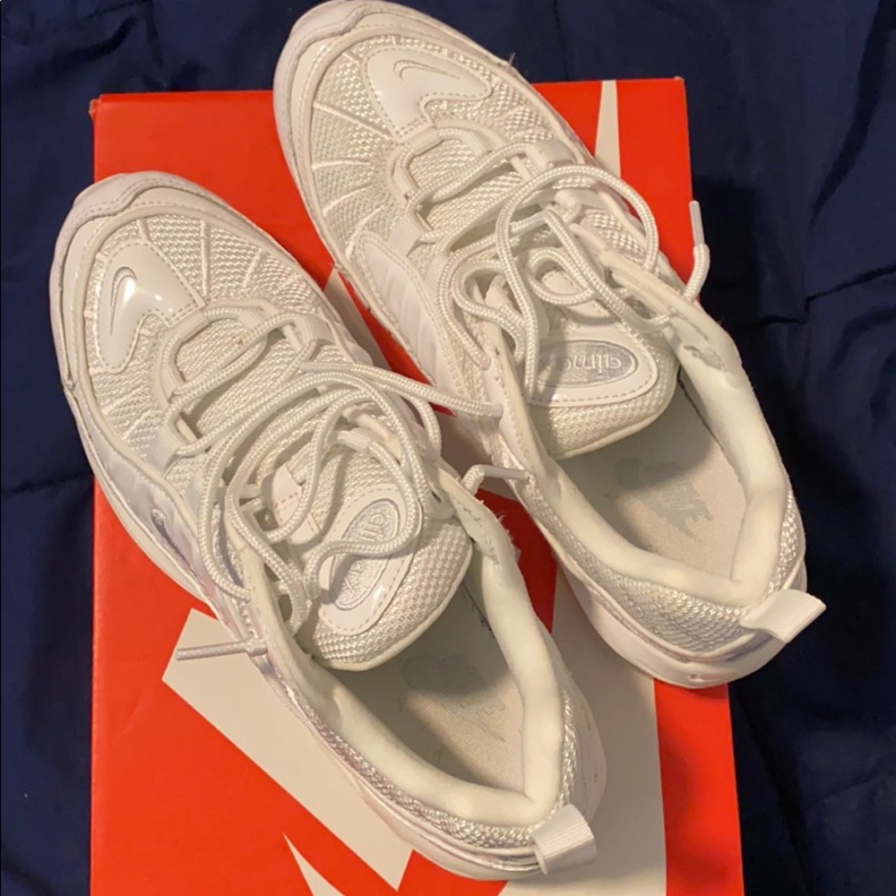 Men’s sneakers